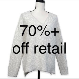 NWT Halson Leopard Print fuzzy sweater slouchy Sweater